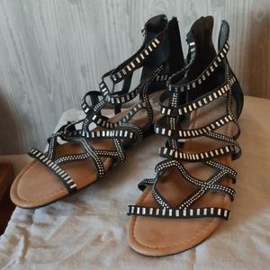 Daisy Fuentes Women's Rhinestone Gladiator Sandals